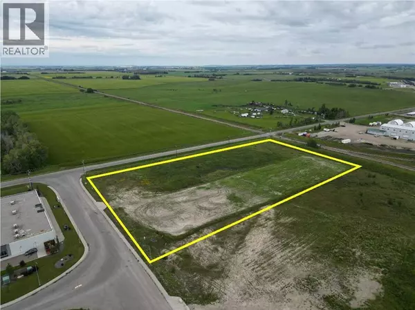 100 Shantz Drive, Didsbury, AB T0M0W0