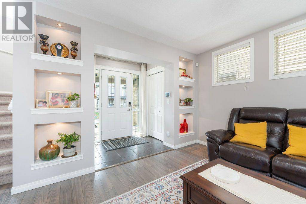 Calgary, AB T3N0L9,44 Skyview Ranch Lane NE