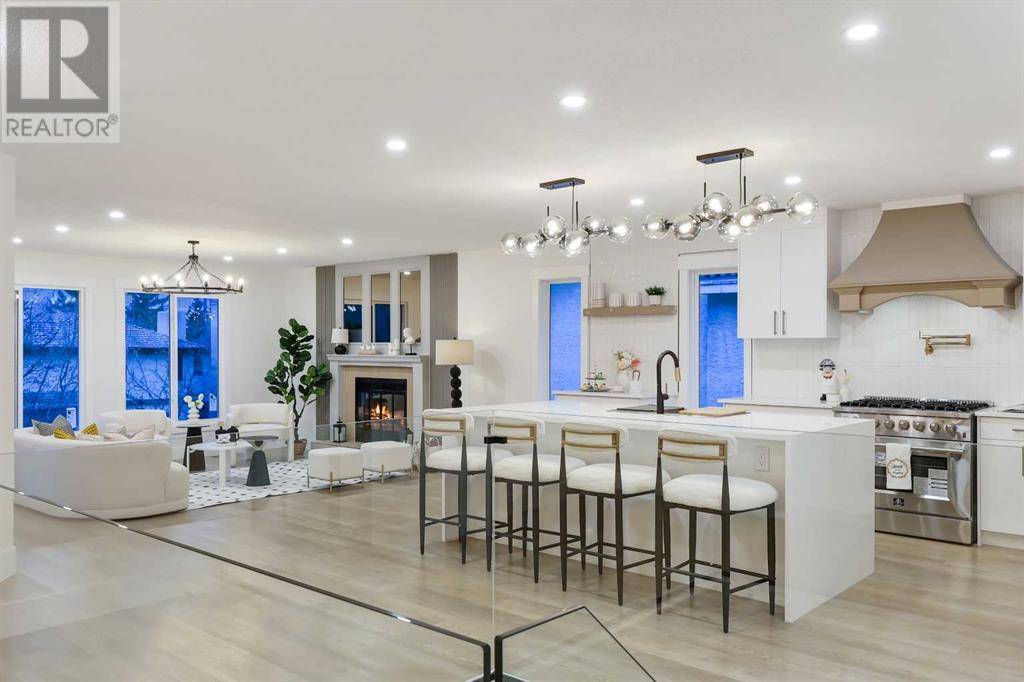 Calgary, AB T3L1R7,31 Scenic Park Crescent NW