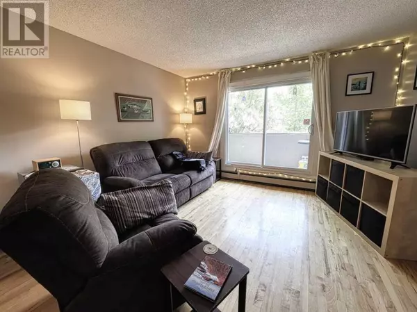 Calgary, AB t2e0k6,206, 222 5 Avenue NE