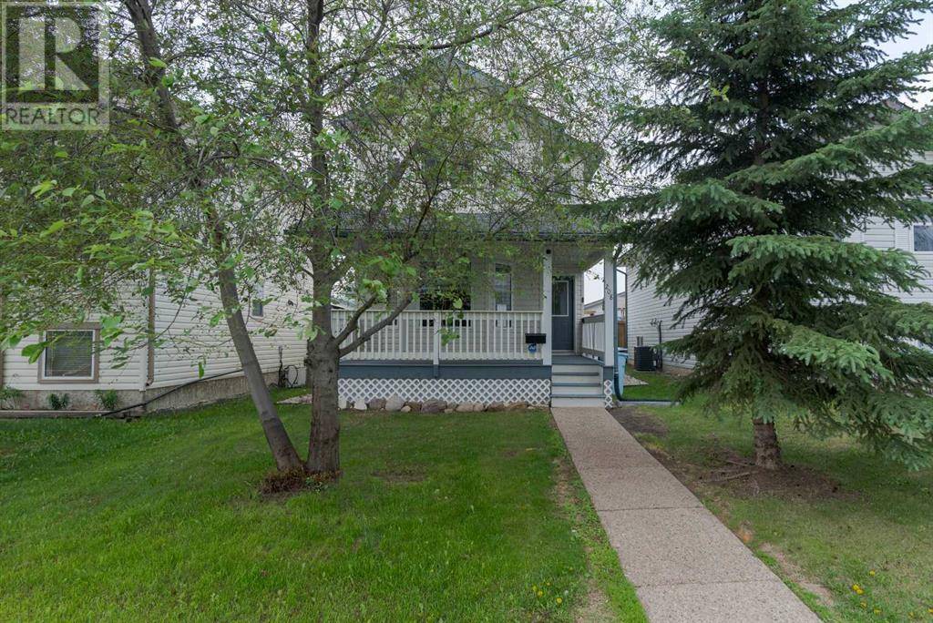 208 Diefenbaker Drive, Fort Mcmurray, AB T9K2J9