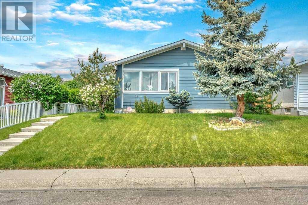 28 Van Horne Crescent NE, Calgary, AB T2E6G9