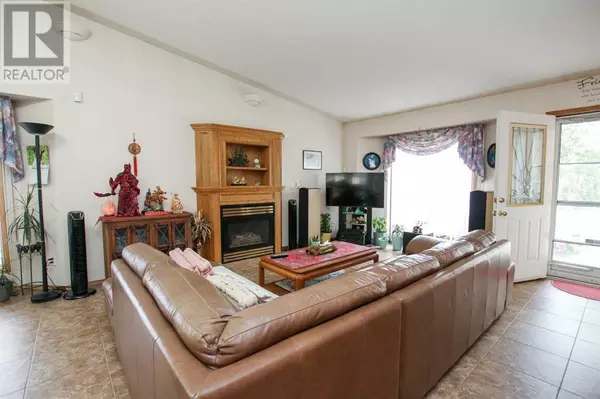 Red Deer, AB T4P3S5,78 Kingston Drive