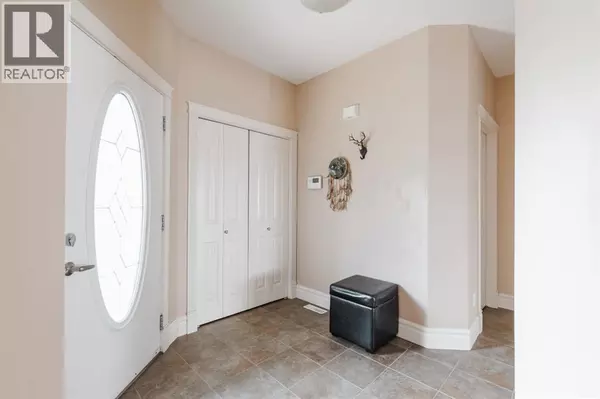 Fort Mcmurray, AB T9K0E3,106 Pebble Lane