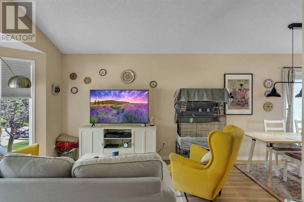 Calgary, AB T3K4A8,43 Covington Rise NE