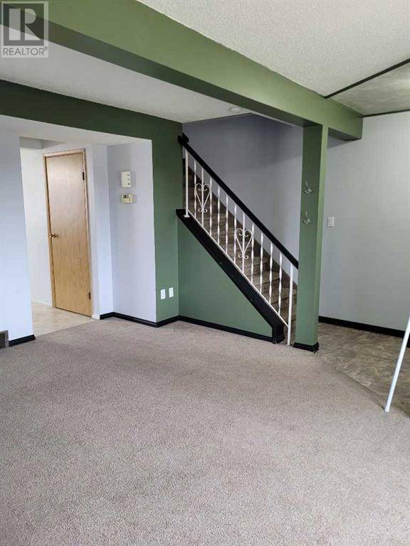 Red Deer, AB T4P3A6,F, 11 Glendale Boulevard