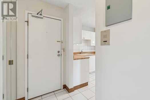 Calgary, AB T2M0S8,904, 1107 15 Avenue SW
