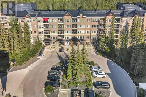 110, 20 Discovery Ridge Close SW, Calgary, AB T3H5X4