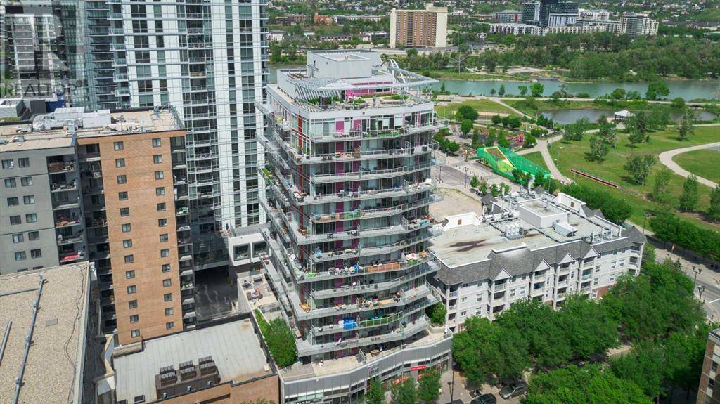 203, 624 8 Avenue SE, Calgary, AB T2G1S7