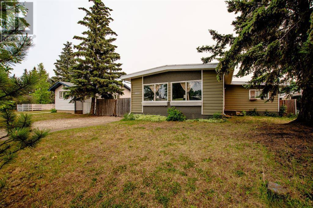 9903 85 Avenue, Grande Prairie, AB T8V0A1