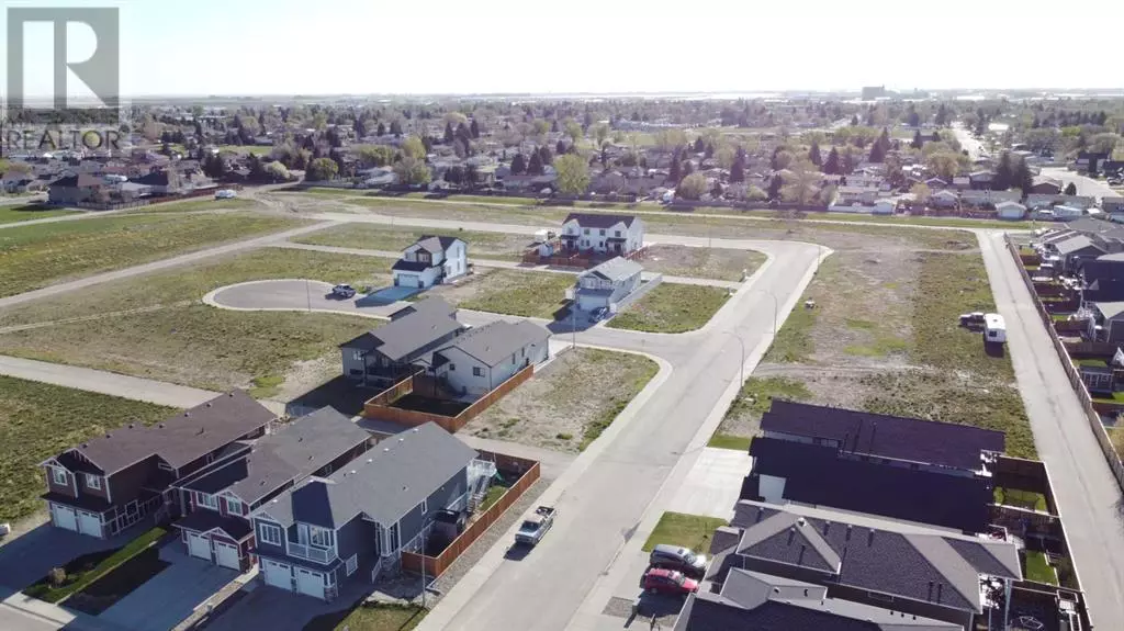 16 Westview Court, Taber, AB T1G0E9