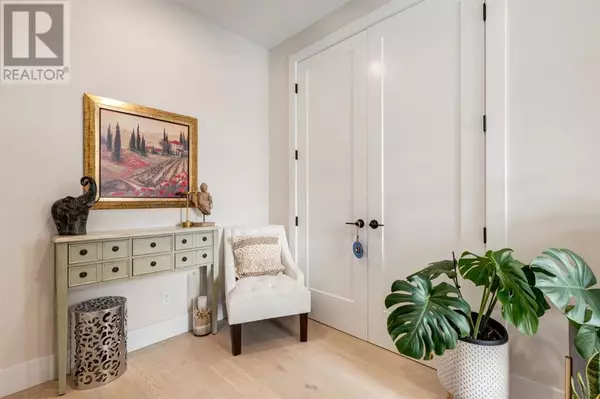 Calgary, AB T3M3P4,213 Marina Cove SE