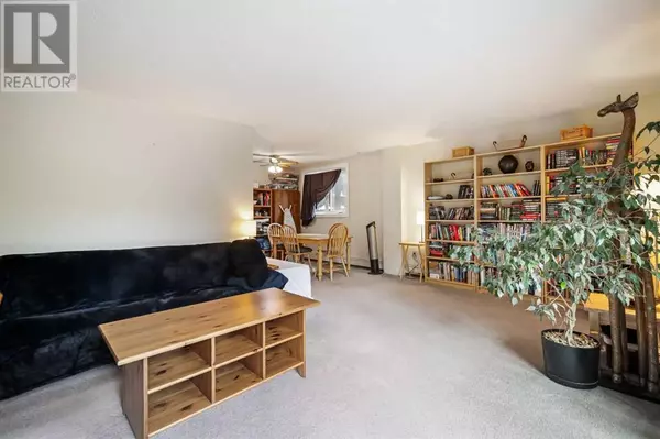 Calgary, AB T2E0J3,207, 310 4 Avenue NE