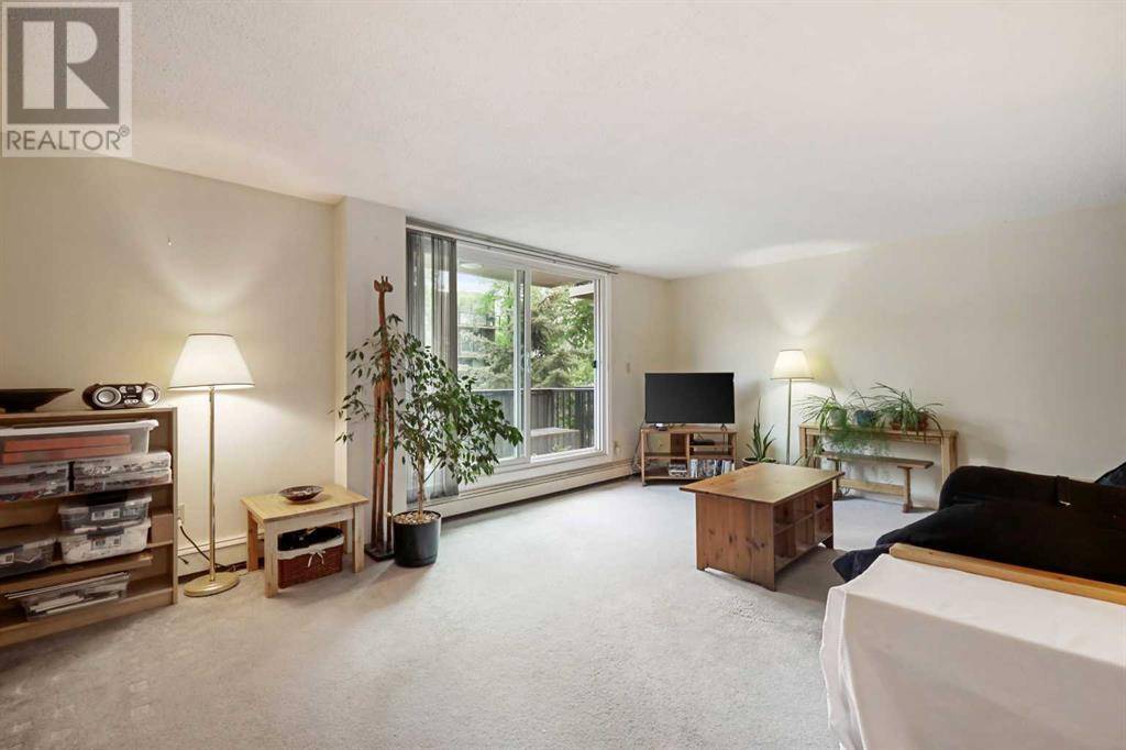 Calgary, AB T2E0J3,207, 310 4 Avenue NE