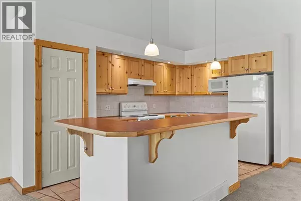 Canmore, AB T1W2C4,3, 833 7th Street Street