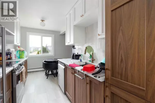 Fort Mcmurray, AB T9H2H1,302, 10014 Morrison Street