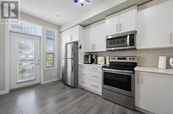 Calgary, AB T2X4H9,1673 Legacy Circle SE