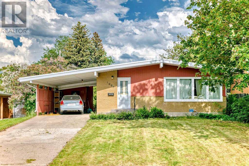 Lethbridge, AB T1H3E3,1009 17 Street N