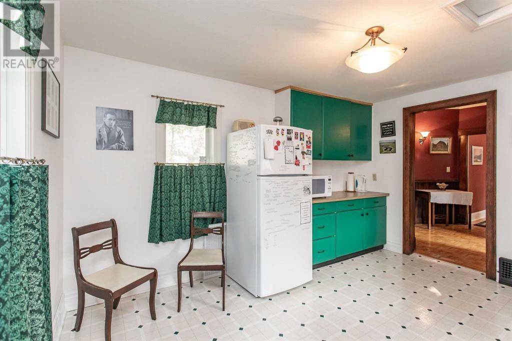 Red Deer, AB T4N1T4,4641 49 Street