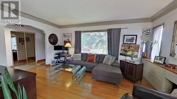 Calgary, AB T2E1H7,539 15 Avenue NE