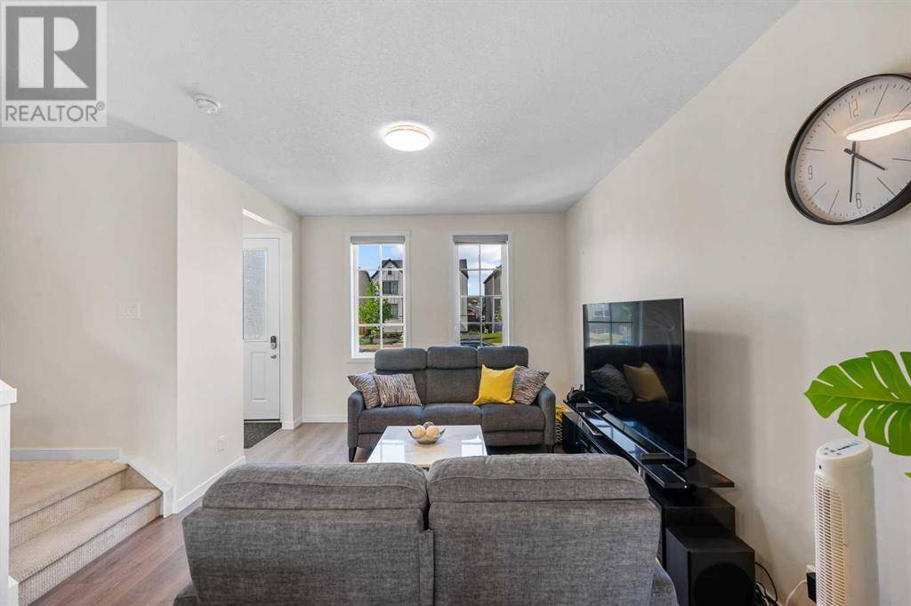 Calgary, AB T3S0C6,1961 Rangeview Drive SE