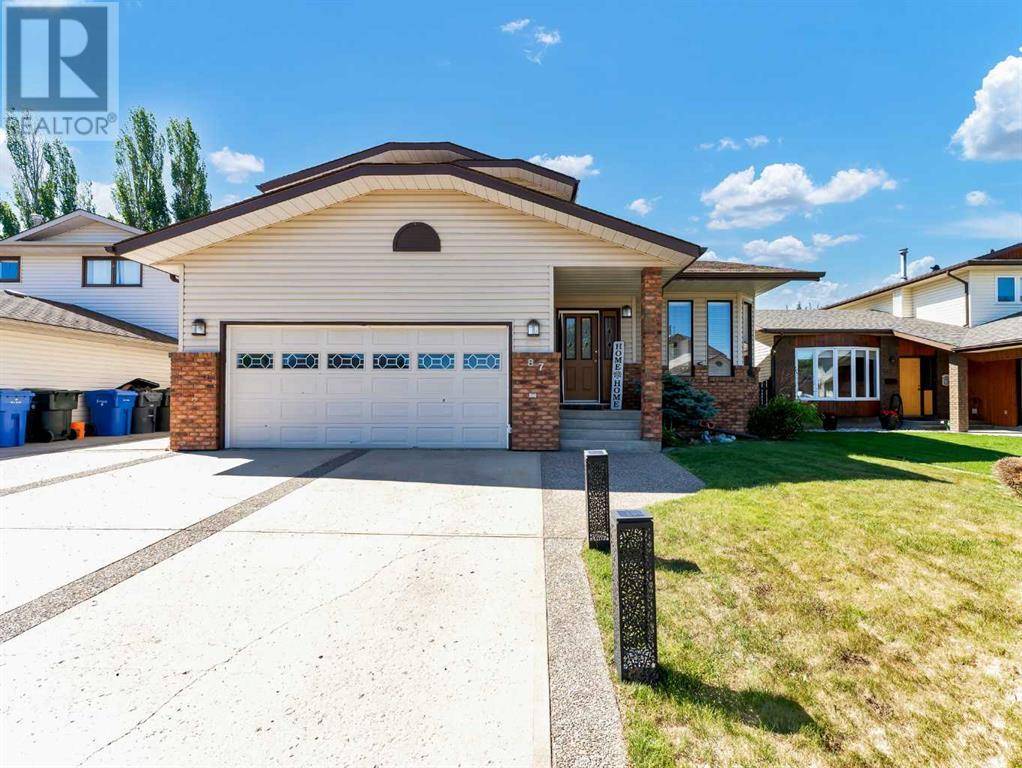 87 Shaw Crescent SE, Medicine Hat, AB T1B3Y6