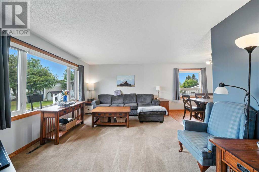 Rocky Mountain House, AB T4T1G8,5220 52 Street