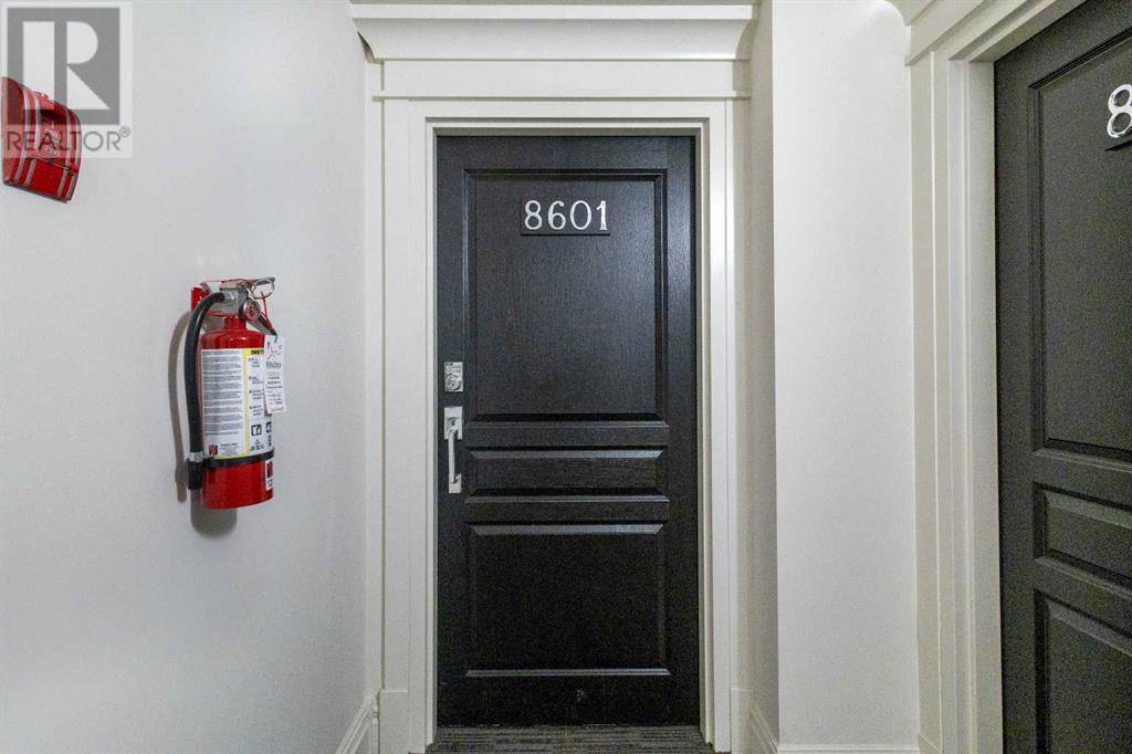 Calgary, AB T2P4X2,8601, 400 Eau Claire Avenue SW