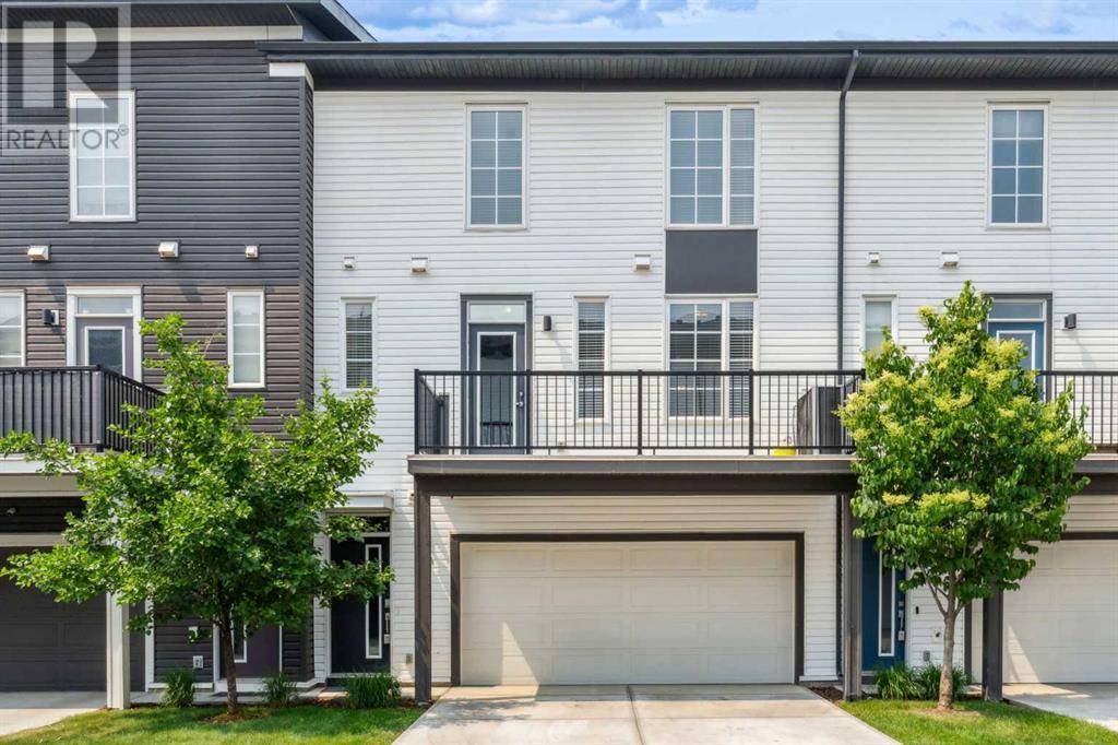 136 Walgrove Common SE, Calgary, AB T2X4C2