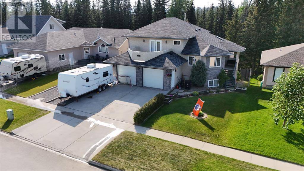 176 MCARDELL Drive, Hinton, AB T7V1Z2