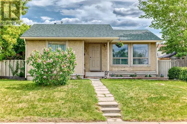 276 Fallswater Road NE, Calgary, AB T3J1B3