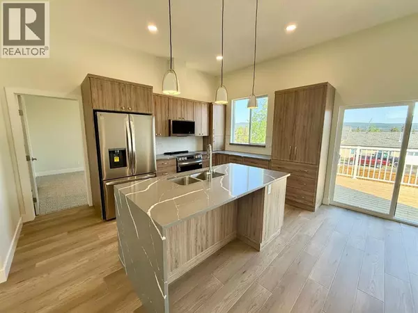 Hinton, AB T7V0B8,124 TRESTLE Place