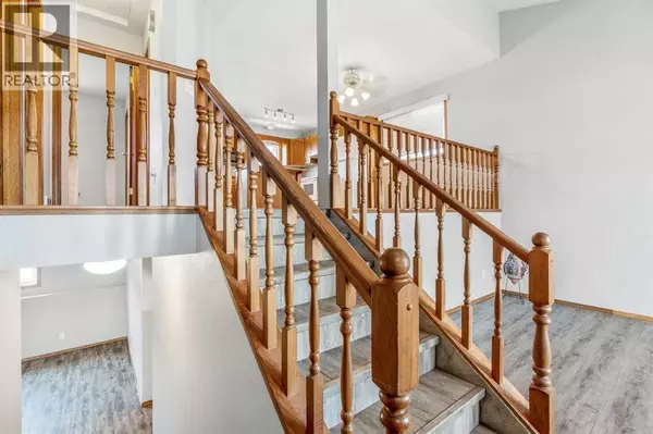 Lethbridge, AB T1K6M2,199 Mt Crandell Crescent W