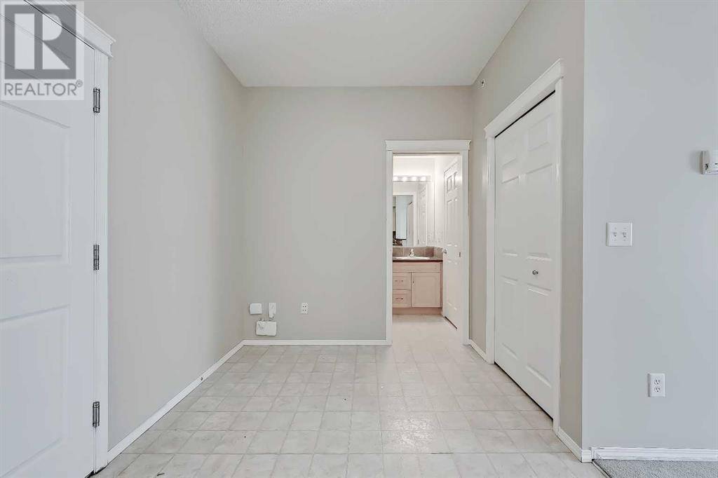 Calgary, AB T3K6K6,9316, 70 Panamount Drive NW