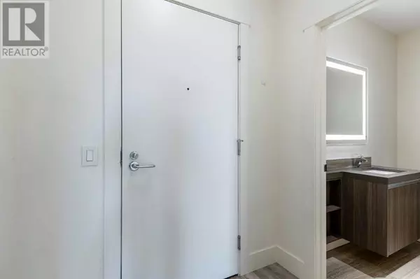 Calgary, AB T2E7Z1,508, 108 13 Avenue NE