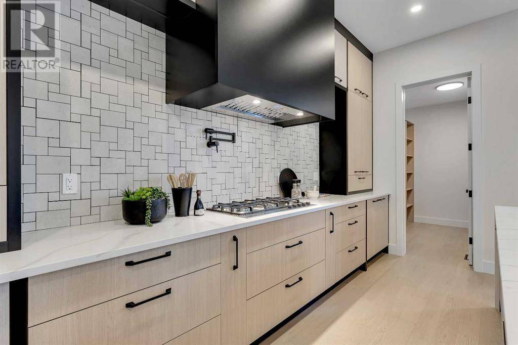Calgary, AB T3E7J6,336 Normandy Drive SW