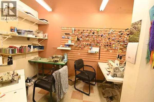 Calgary, AB T2J7G9,315, 12100 Macleod Trail SE