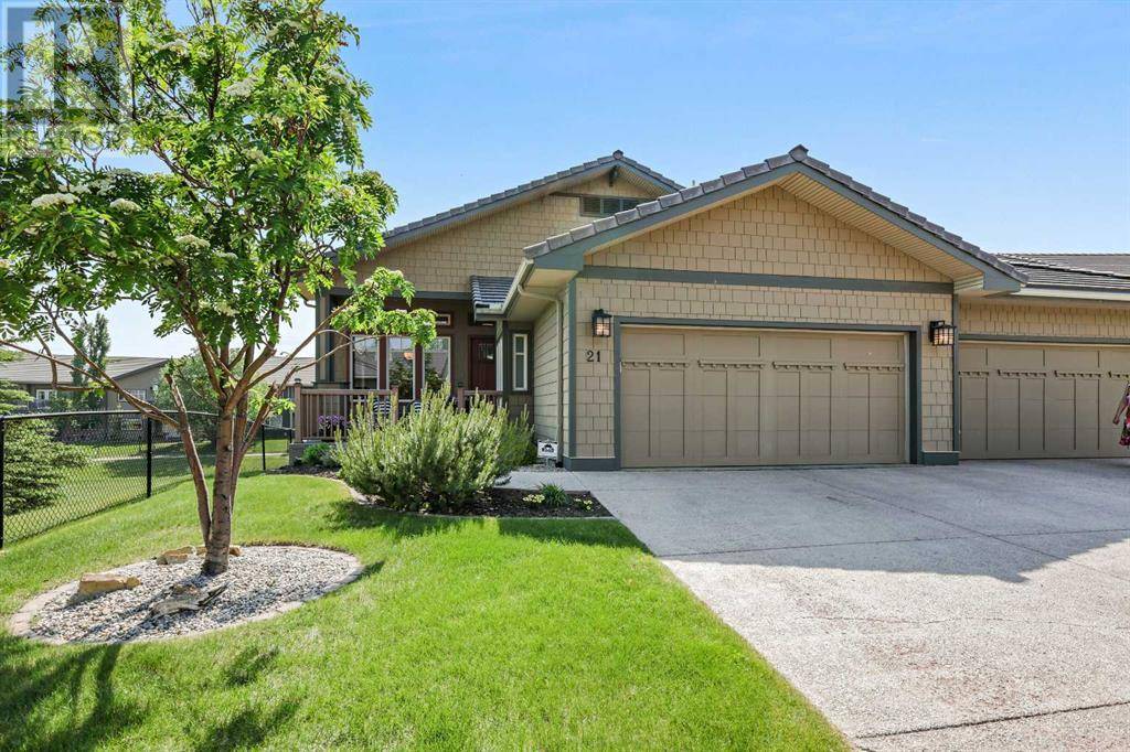 21 Bridle Estates Manor SW, Calgary, AB T2Y5A7