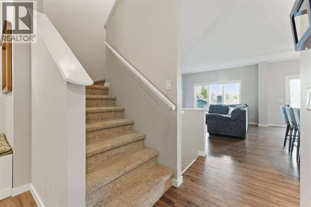 Calgary, AB T3M1P8,230 Auburn Crest Way SE