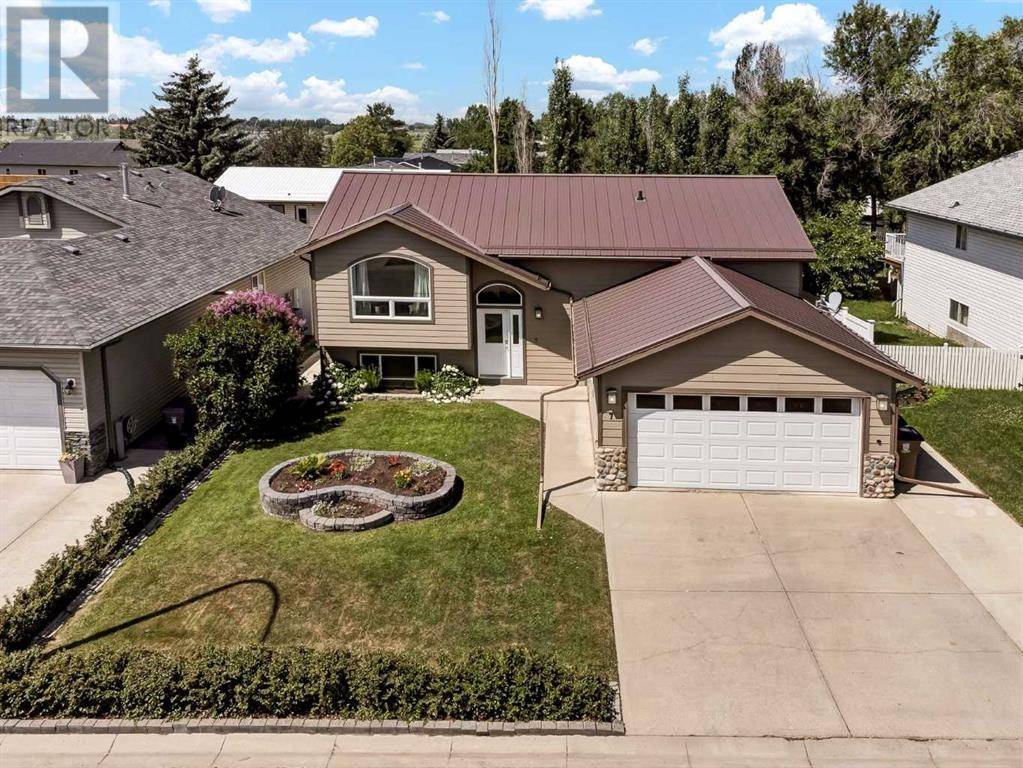 7 Park Place W, Brooks, AB T1R1G6