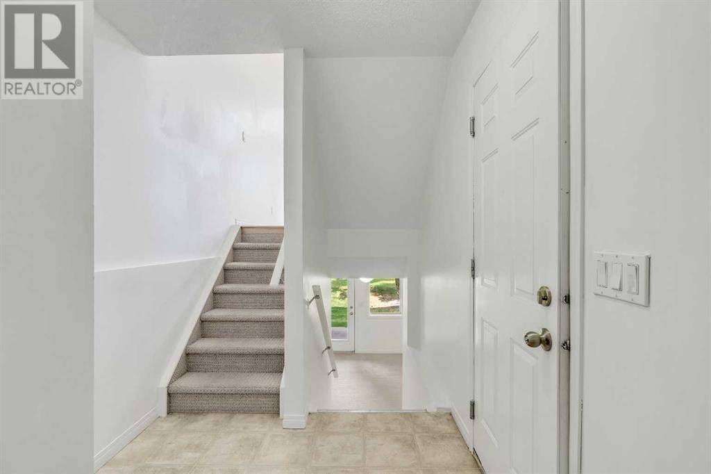 Calgary, AB T2Z4S9,111 Copperfield Lane SE