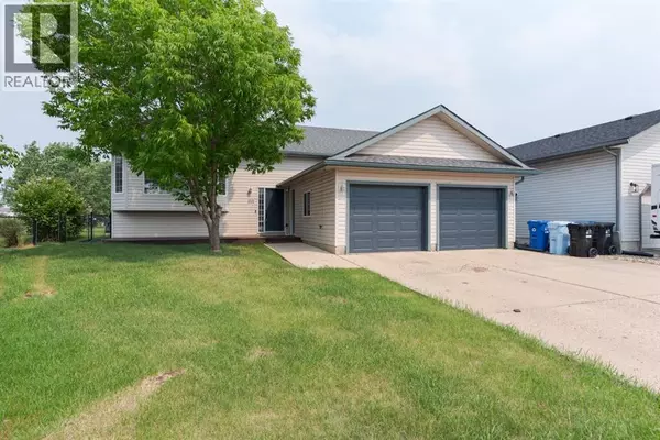 122 Laboucane Bay, Fort Mcmurray, AB T9K2M1