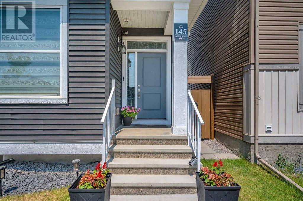 Calgary, AB T3N1X5,145 Corner Ridge Mews NE