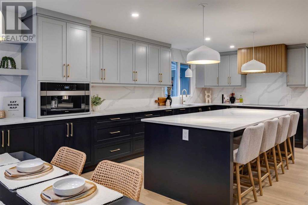 123 Pump Hill Place SW, Calgary, AB T2V4C6