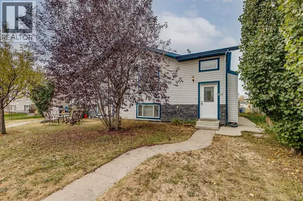 A, 12 Sierra Drive, Olds, AB T4H1X3