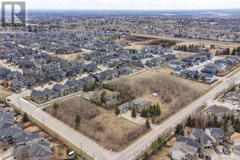 Calgary, AB T3H5E1,7753 10 Avenue SW