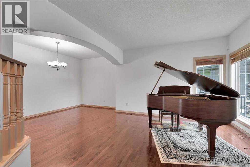 Calgary, AB T3G5R3,54 Royal Birch Landing NW