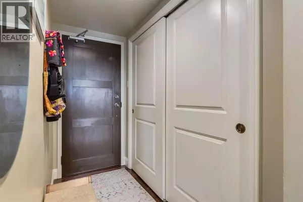 Calgary, AB T2R0N3,706, 733 14 Avenue SW