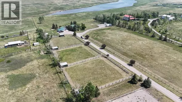 Rural Foothills County, AB T1V1N2,562124 40 Street E