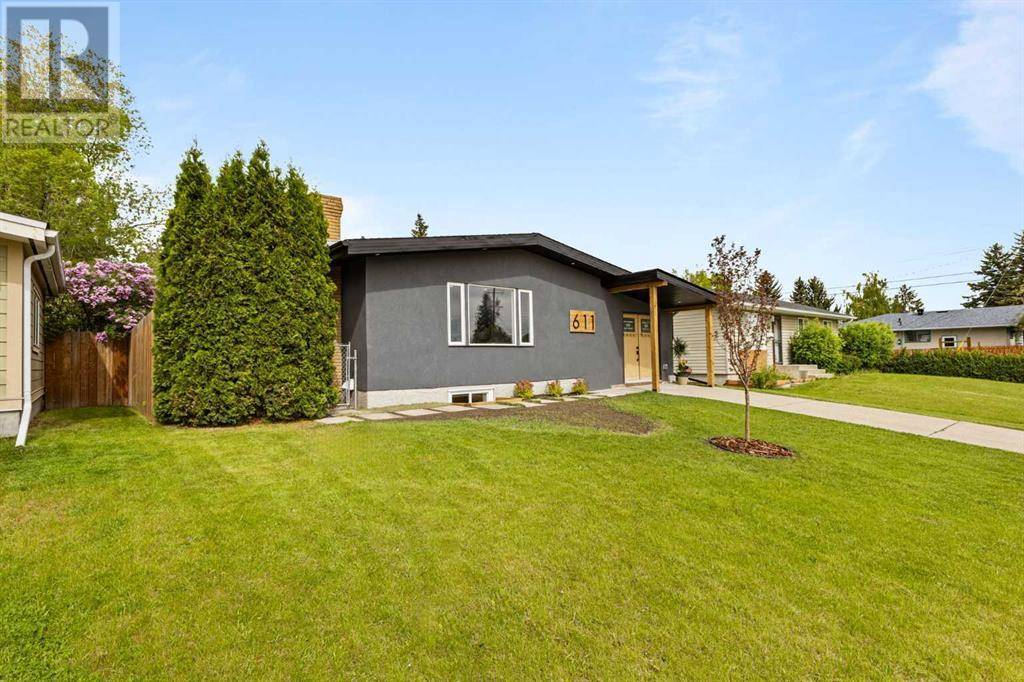 Calgary, AB T2J0Z4,611 Agate Crescent